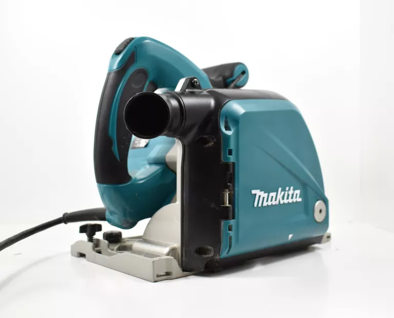 MAKITA CA5000