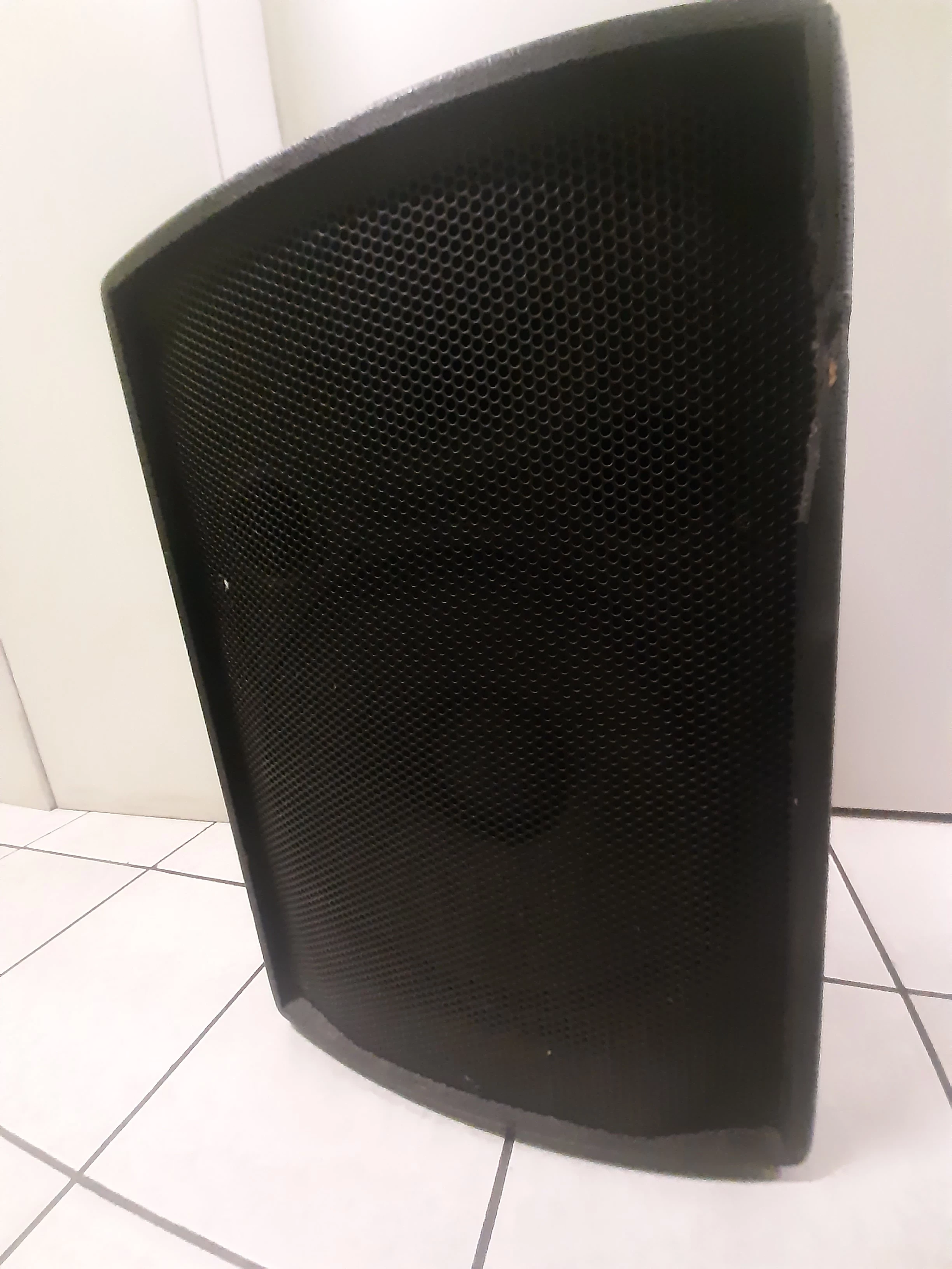 malone-glosnik-estradowy-wojska-polskiego-112-swiecie