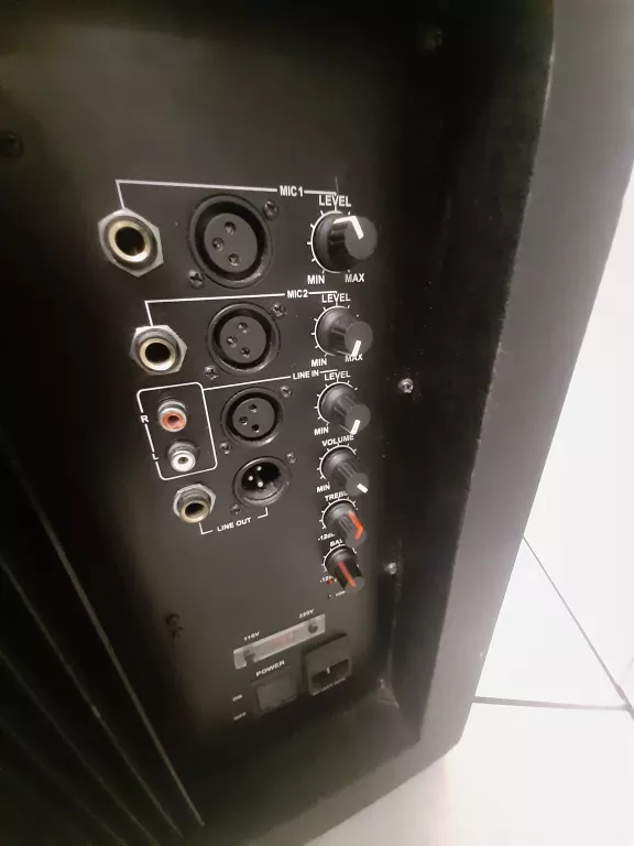 malone-glosnik-estradowy-kod-producenta-8b-disco