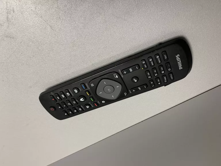 TV PHILIPS 32PFH5300