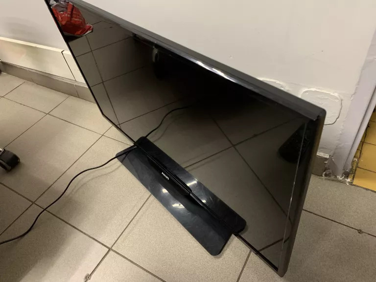 TV PHILIPS 32PFH5300
