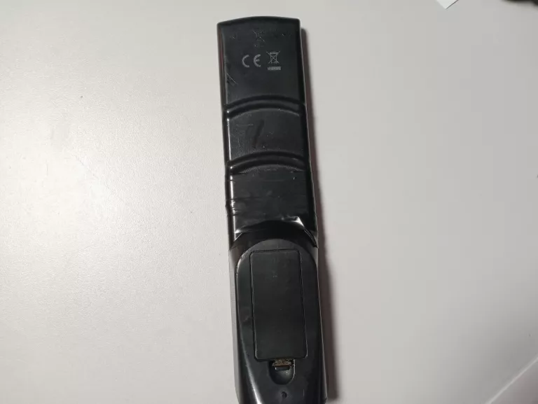 TELEWIZOR MANTA LED93206