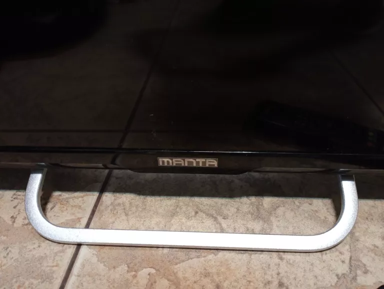TELEWIZOR MANTA LED93206