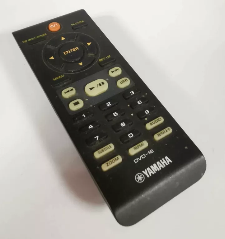 ODTWARZACZ DVD - YAMAHA DVD-S661 + PILOT