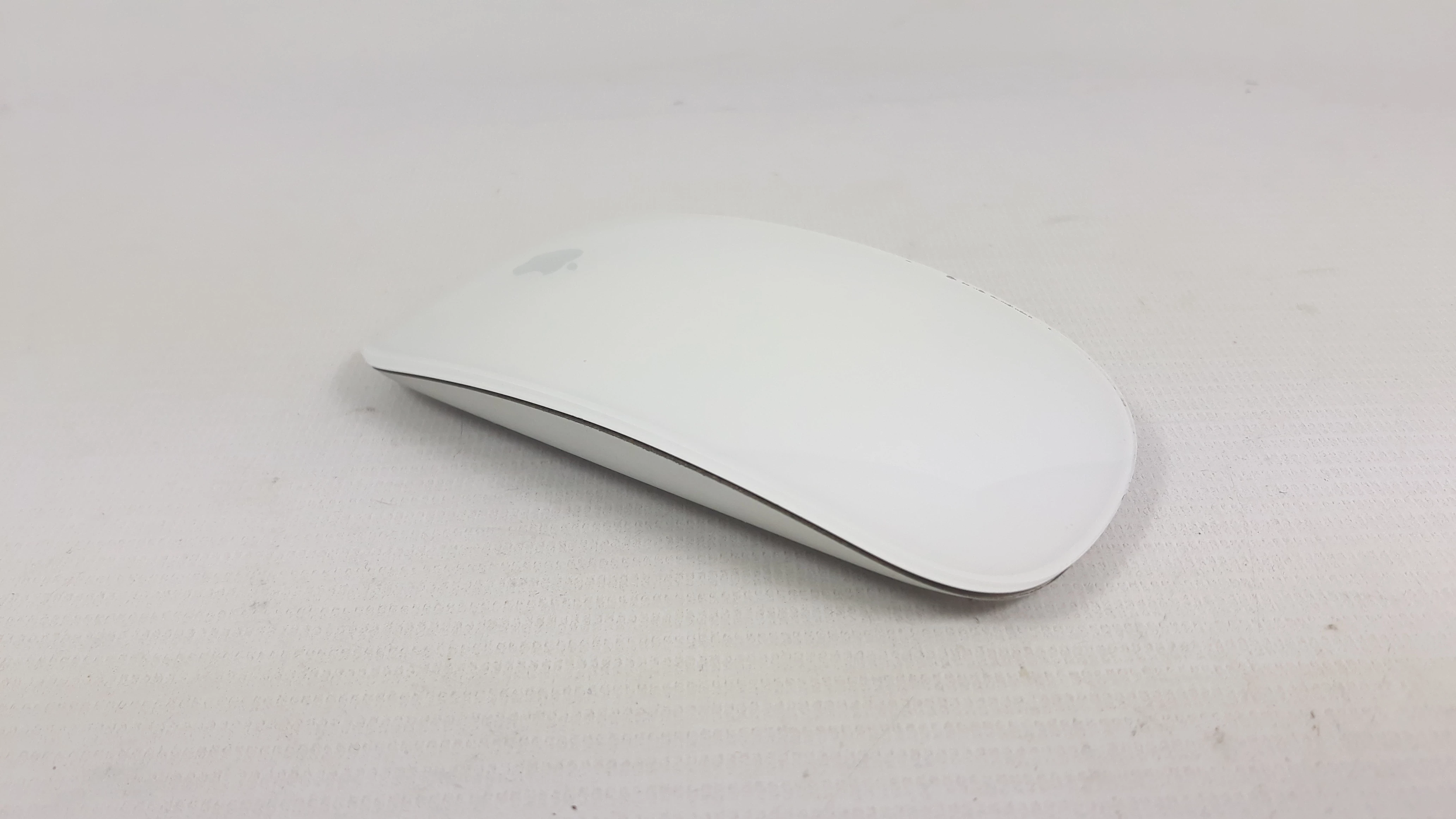 apple-magic-mouse-myszka-a1296-stan-uzywany