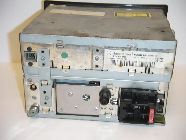 RADIO SAMOCHODOWE 2DIN MERCEDES BOSCH 7612 001 47
