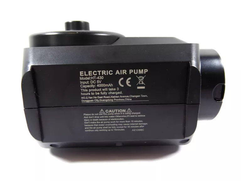 bezprzewodowa-pompka-z-latarka-i-powerbankiem-model-runacc