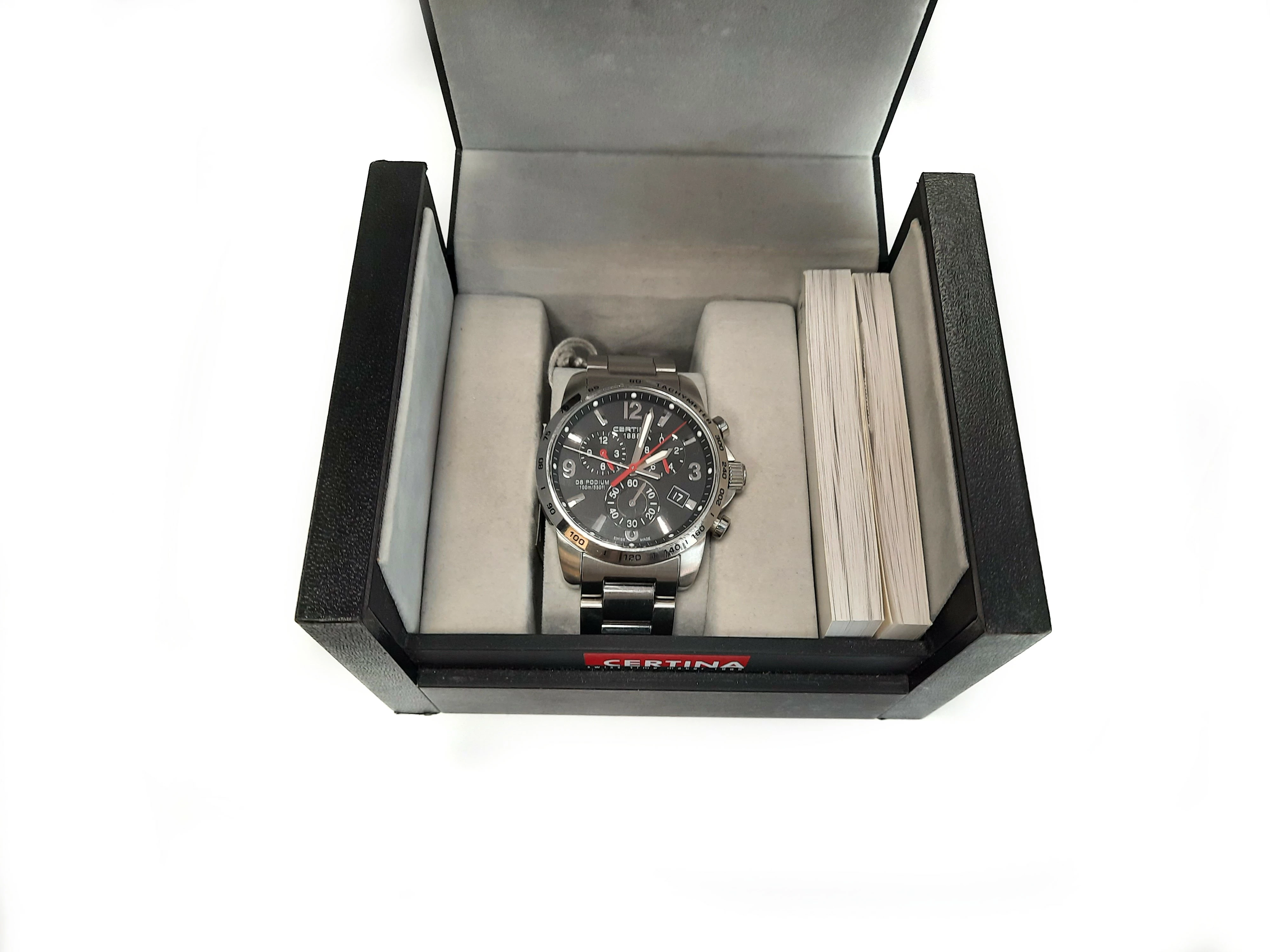 zegarek-certina-c001617a-z-akcesoriami-opis-pilsudskiego-14-lancut