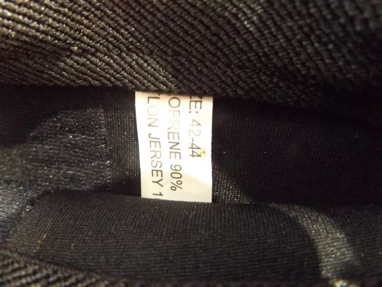 CORMORAN SKARPETY NEOPRENOWE DŁUGIE 42-44