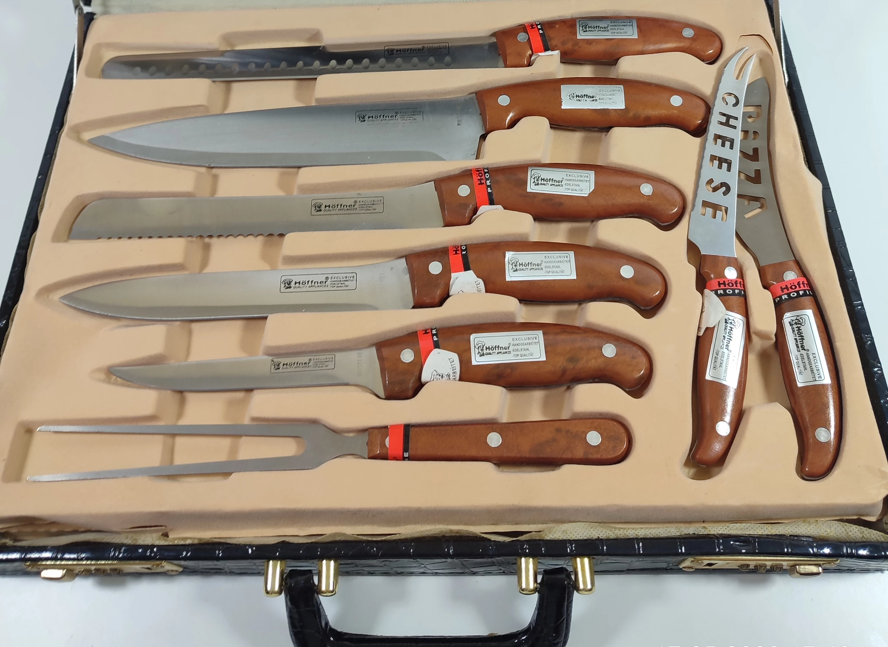 zestaw-nozy-hoffner-w-walizce-ean-11111111111111