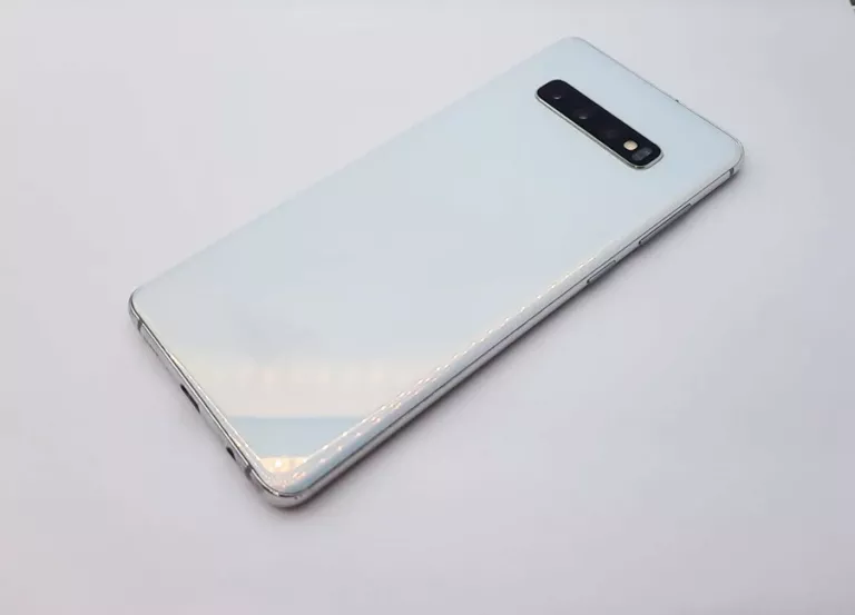 telefon-samsung-galaxy-s10-kolor-bialy