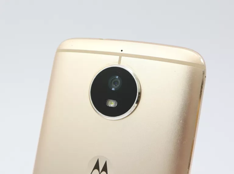 SMARTFON MOTOROLA MOTO G5S ( XT1794) - OPIS!!!