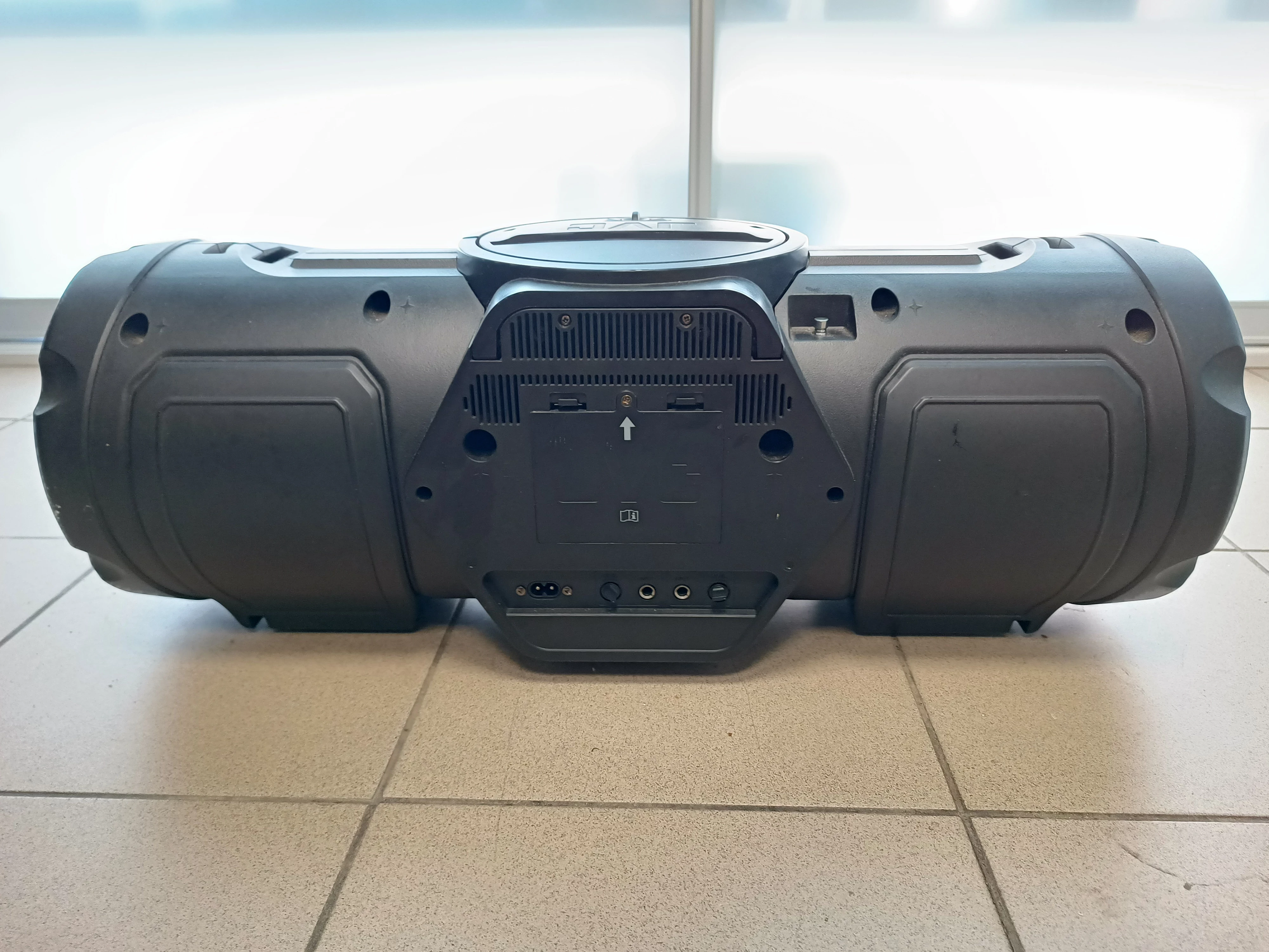 boombox-mp3-usb-bluetooth-jvc-rv-nb300dab-stan-uzywany