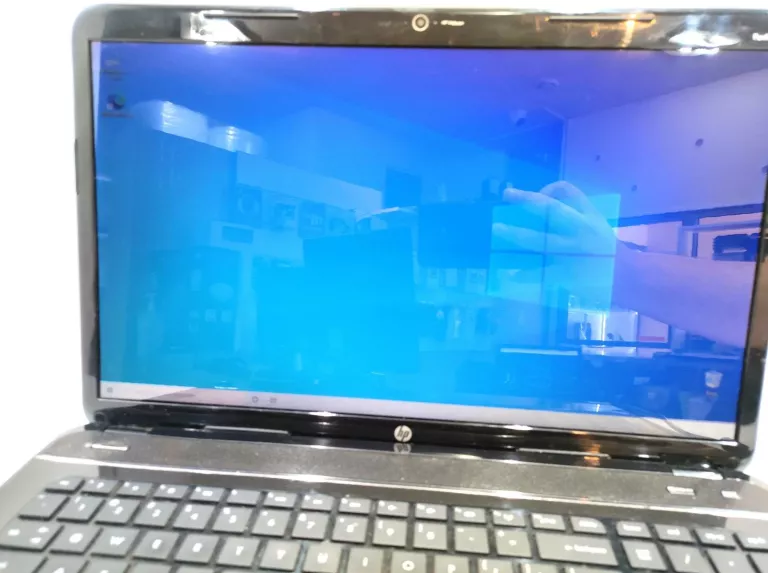 LAPTOP HP PAVILION G7