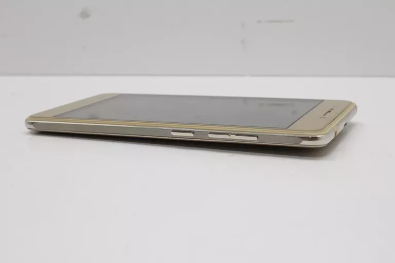 TELEFON MANTA TITANO 3 MSP95014 ZŁOTY
