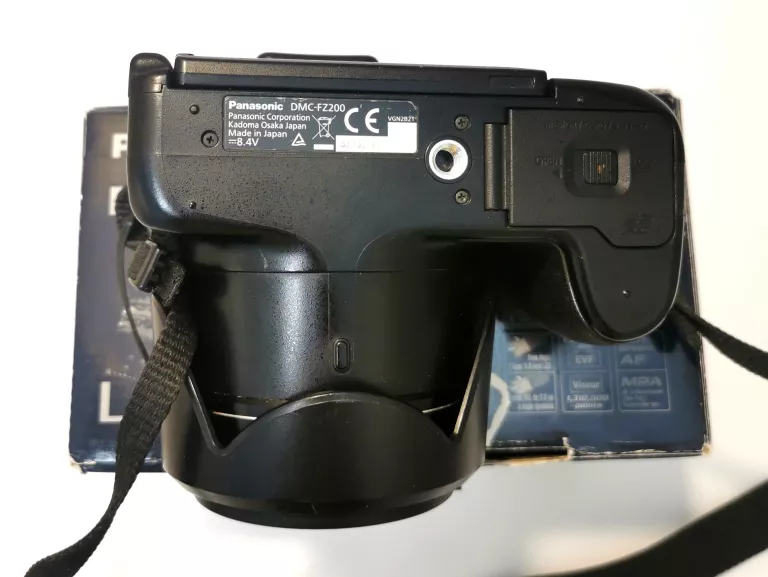 aparat-cyfrowy-panasonic-lumix-dmc-fz200-czarny-model-fz200