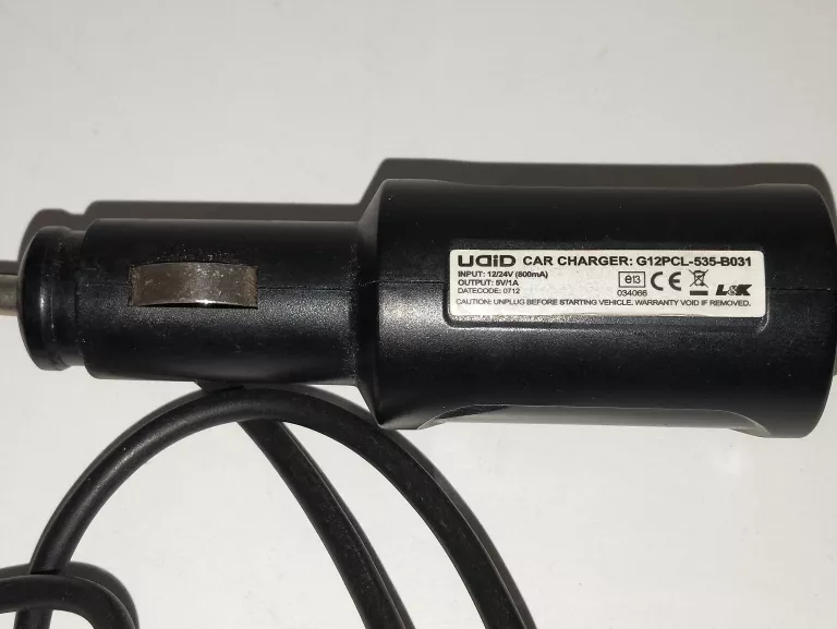 tomtom-1ex00-nawigacja-ladowarka-samochodowa-stan-uzywany