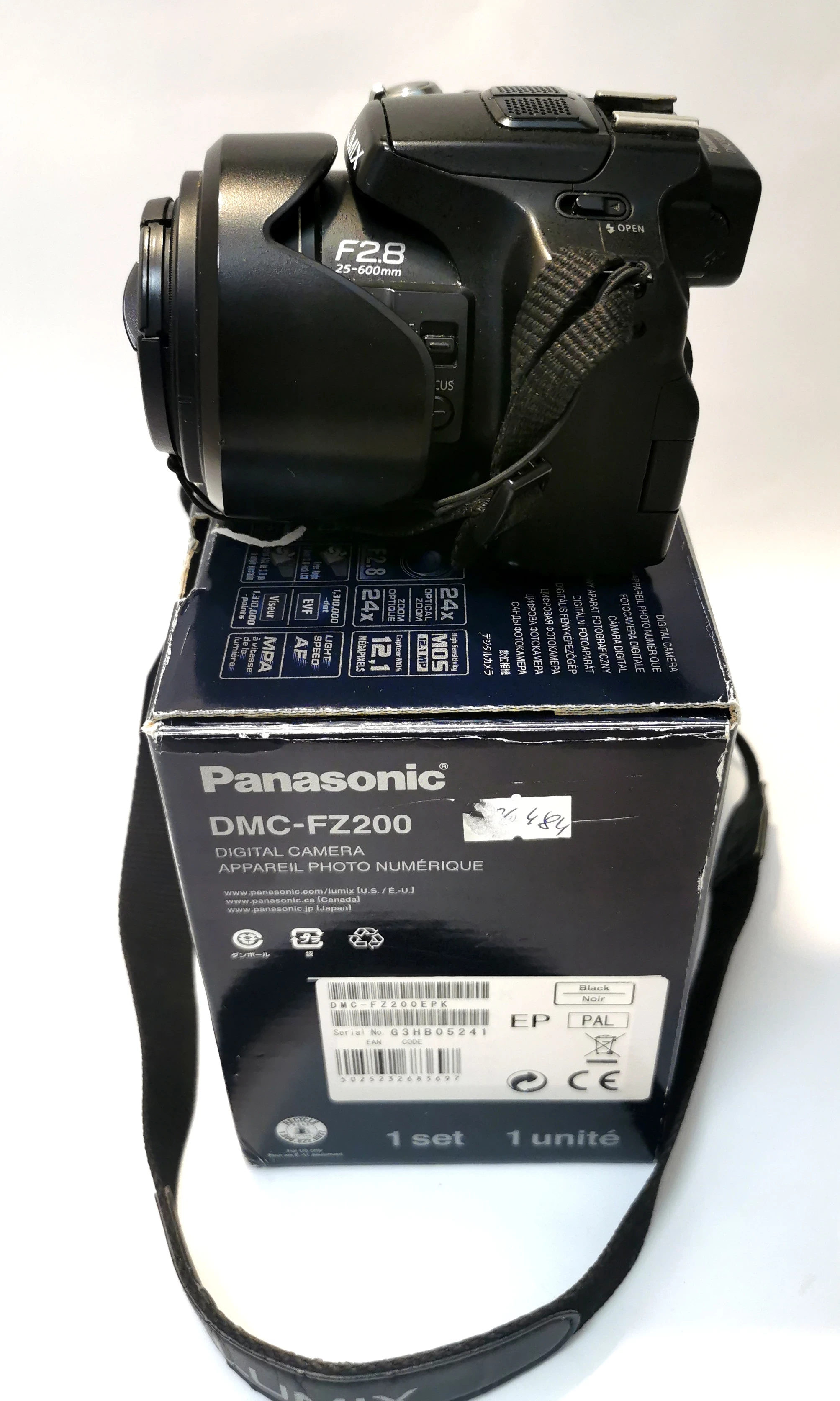 aparat-cyfrowy-panasonic-lumix-dmc-fz200-czarny-stabilizacja-optyczna-obiektywu