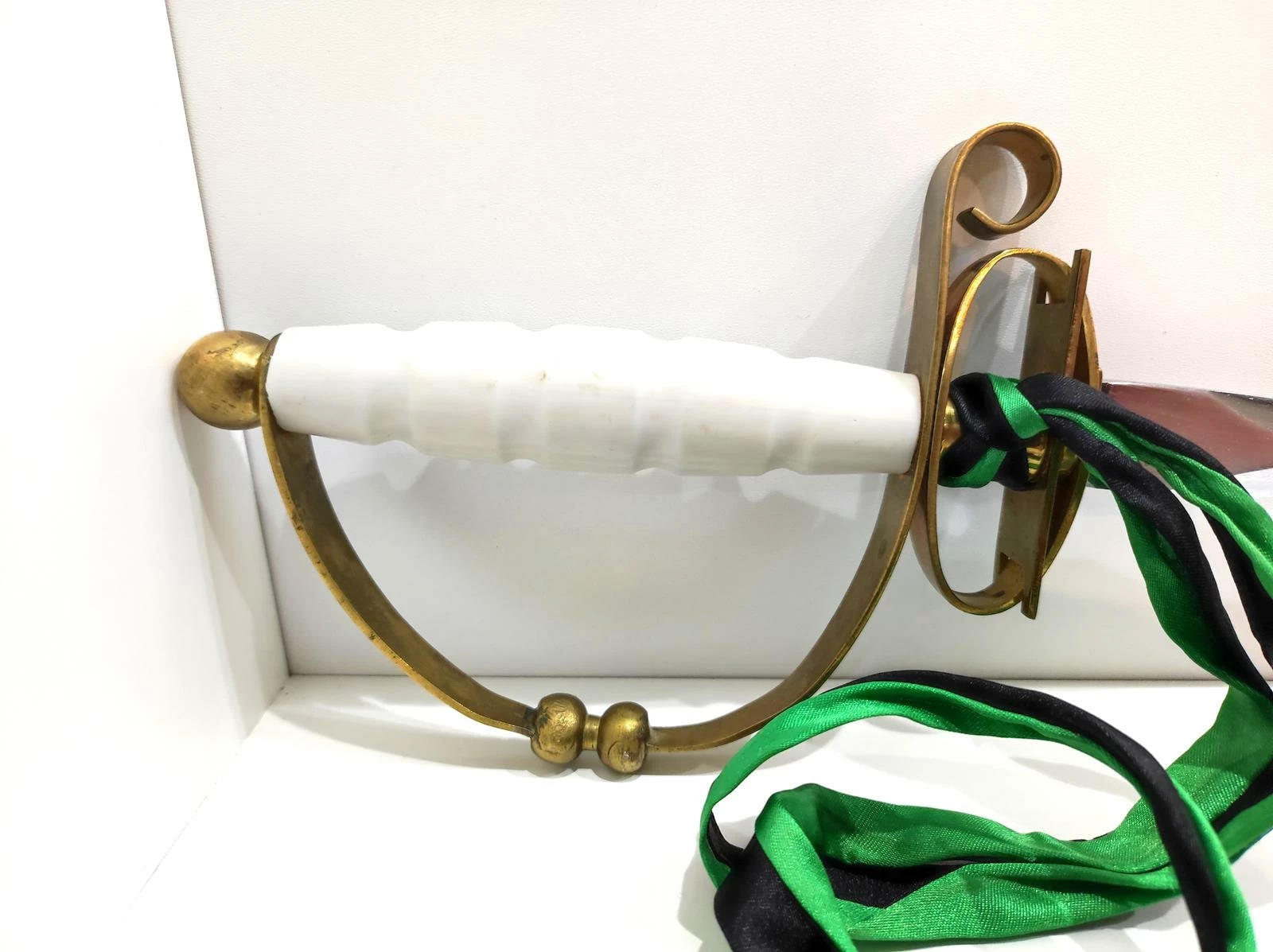 honorowa-szpada-gornicza-kominka-1b-polkowice-sj