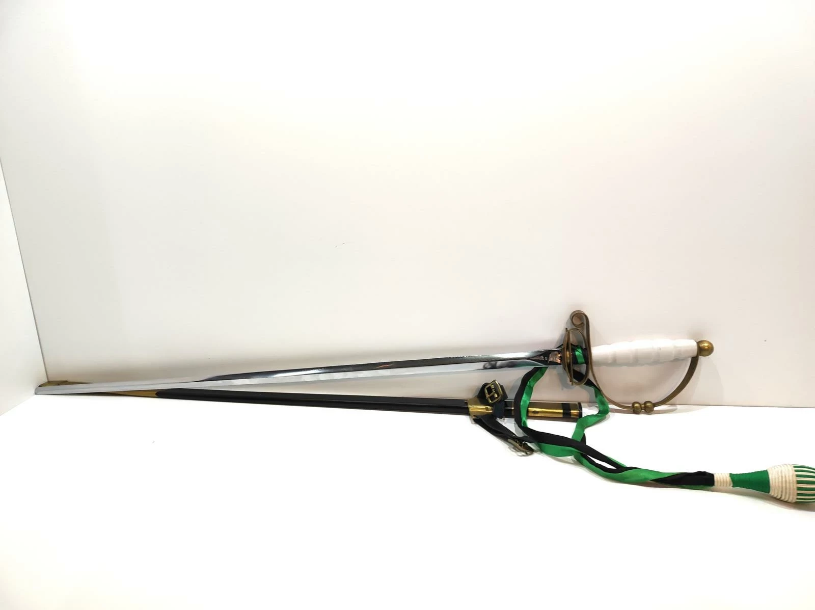 honorowa-szpada-gornicza-kominka-1b-polkowice-sj