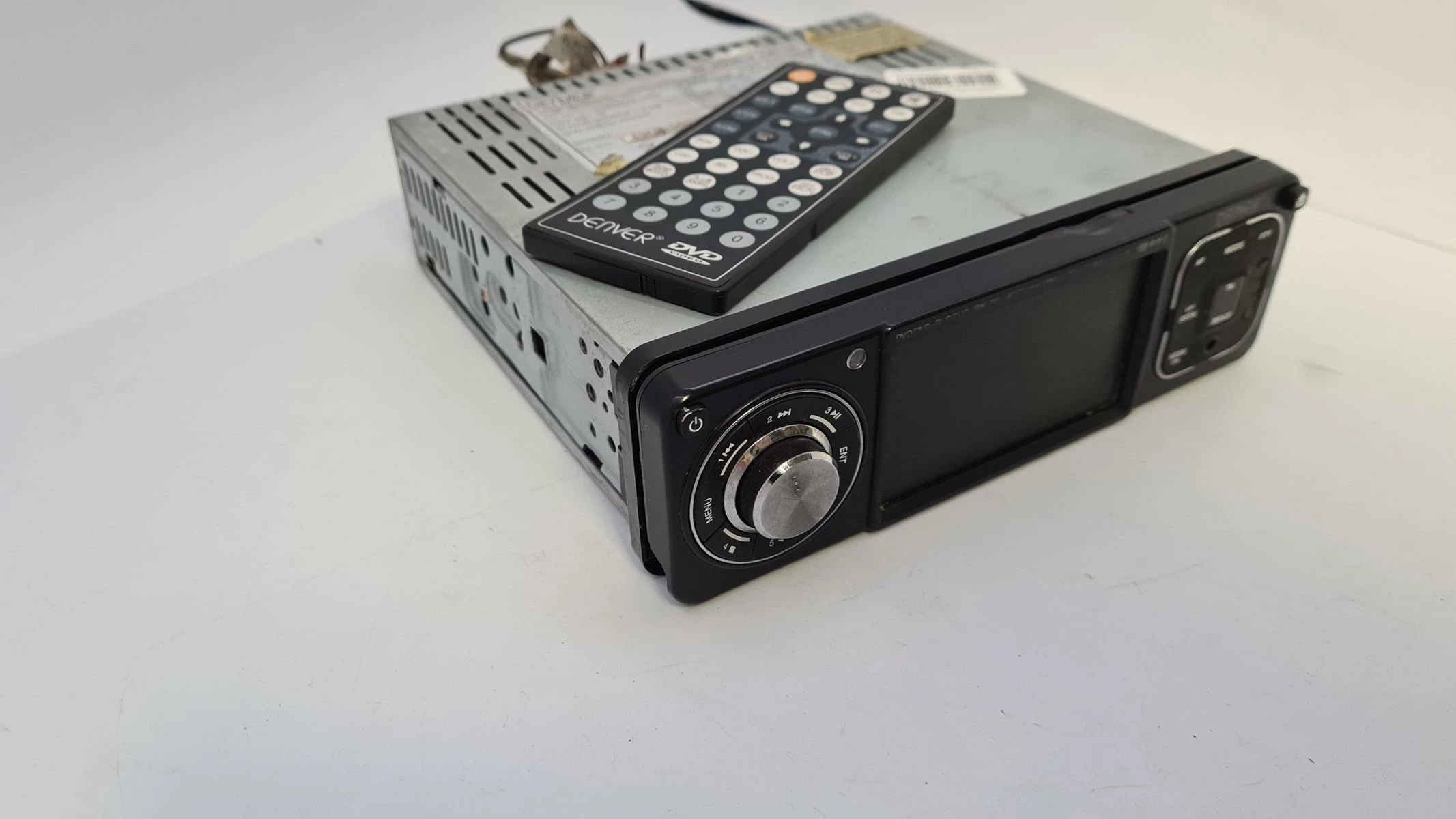 radio-samochodowe-denver-cat-135-pilot-stan-uzywany