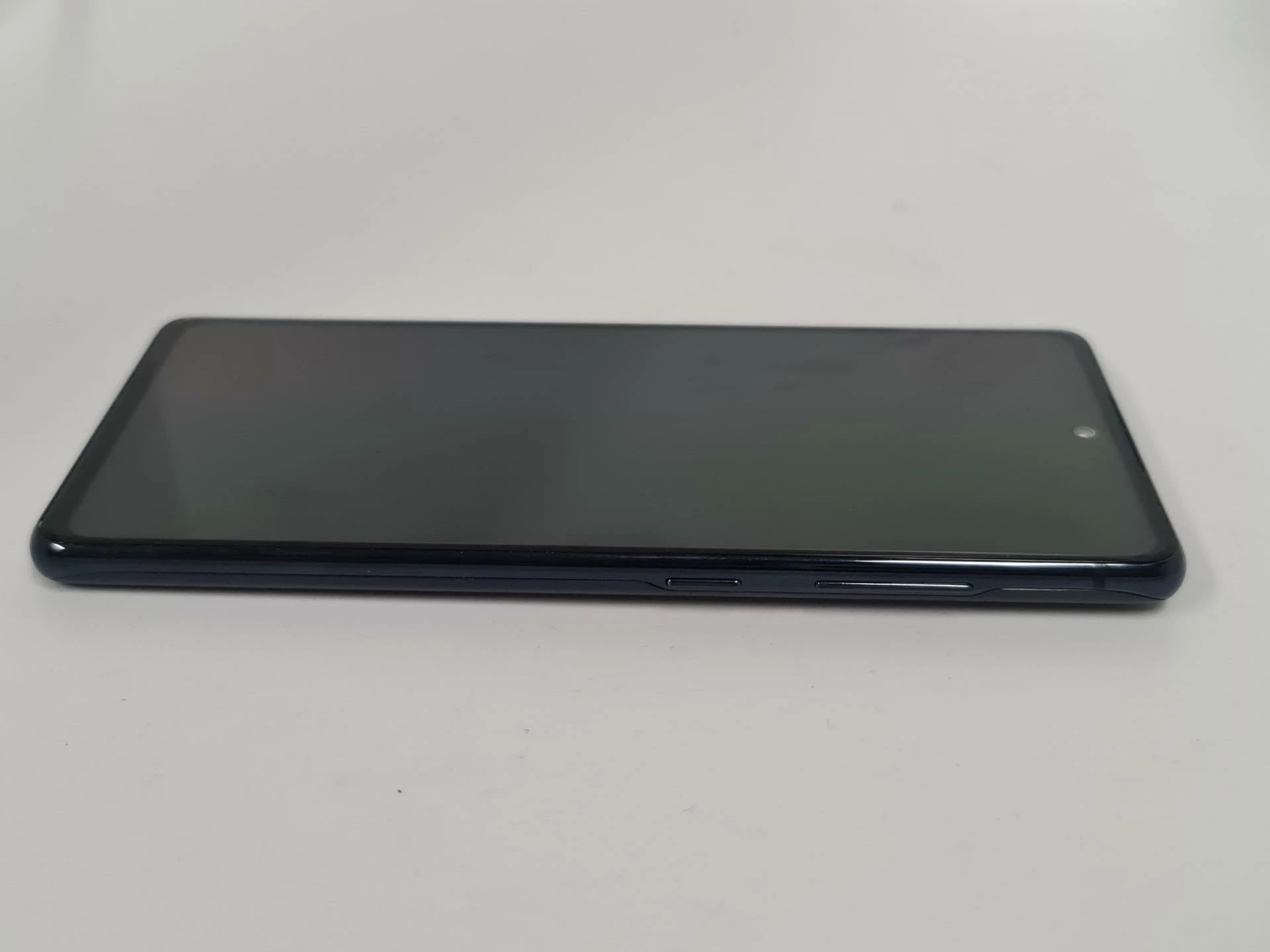 smartfon-samsung-galaxy-s20-fe-6-gb-128-gb-wbudowana-pamiec-128-gb