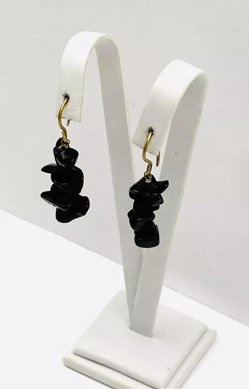 kolczyki-z-onyksem-stan-uzywany