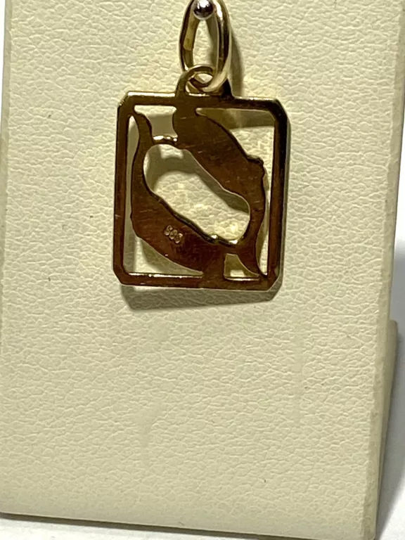 piekna-zlota-zawieszka-585-material-zloto