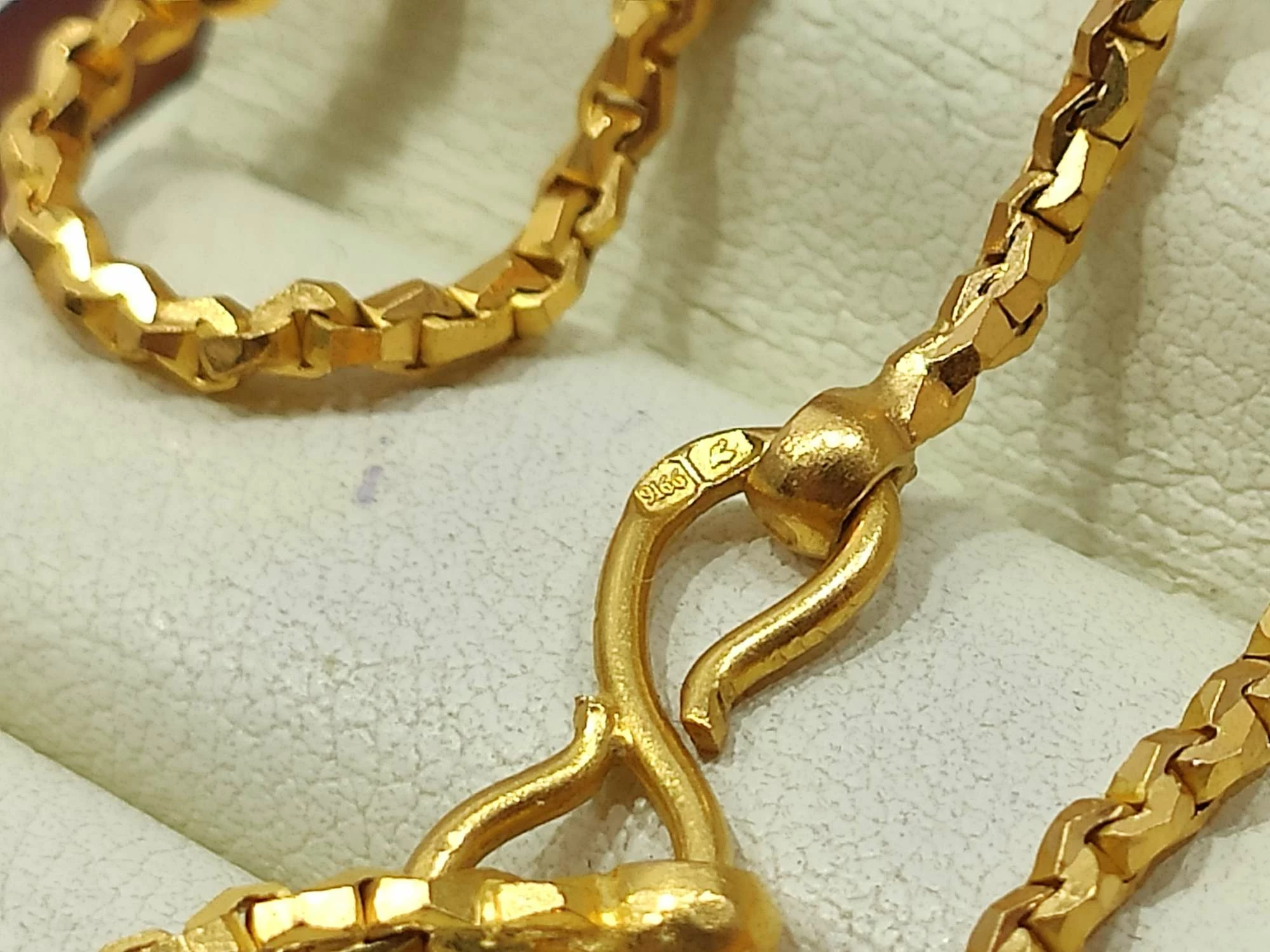 unikalny-zloty-lancuszek-22-karaty-1545gpr-916-material-zloto