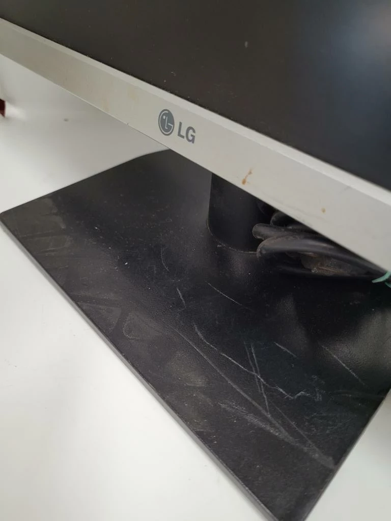 monitor-lg-flatron-l1919s-zasilacz-polecamy-ean-gtin-8806084028174