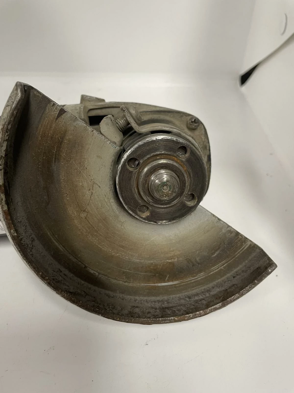 szlifierka-katowa-blackdecker-kg912-product-id