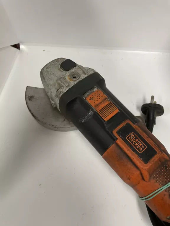 szlifierka-katowa-blackdecker-kg912-stan-uzywany