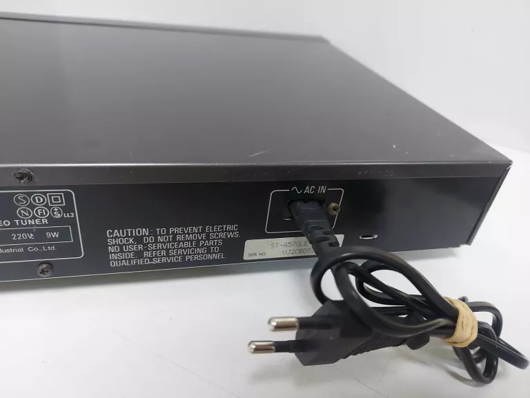 TUNER CYFROWY / RADIO TECHNICS ST G 570 ST-G570