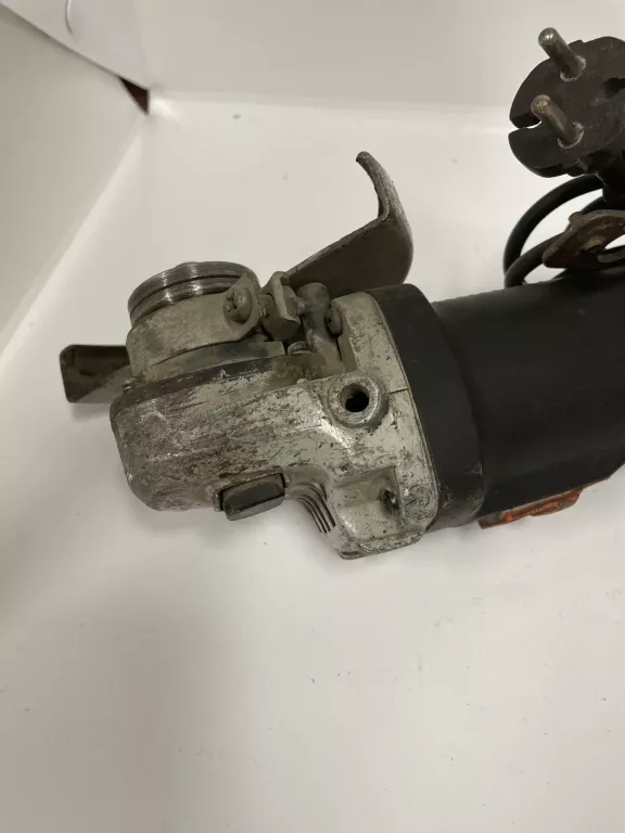 szlifierka-katowa-blackdecker-kg912-marka-inny-producent