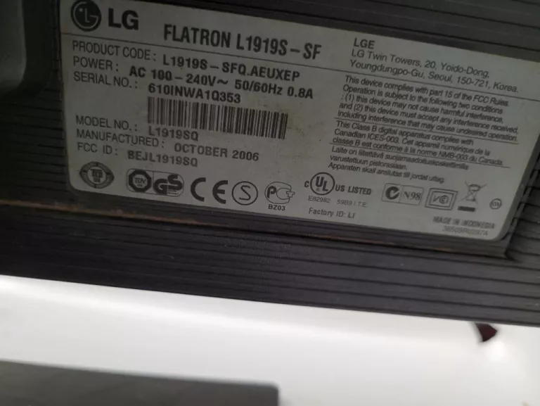 MONITOR LG FLATRON L1919S + ZASILACZ POLECAMY !!!