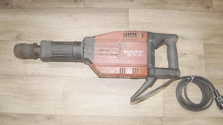 MŁOT WYBURZENIOWY HILTI TE 905