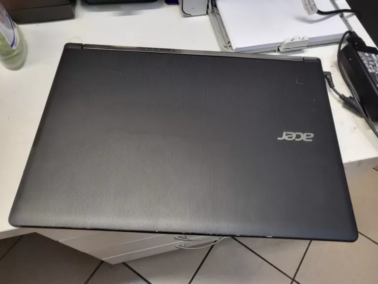 ACER V 17 NITRO 1TB/8GB I5-4210H GF 940M