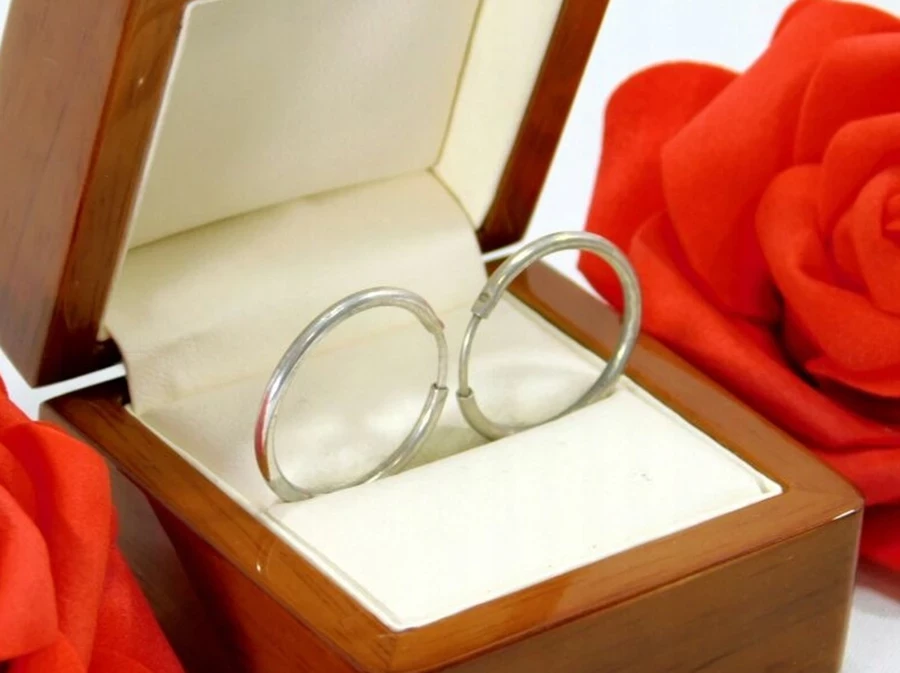 srebrne-delikatne-kolczyki-kolka-925-226g-32-cm-material-srebro