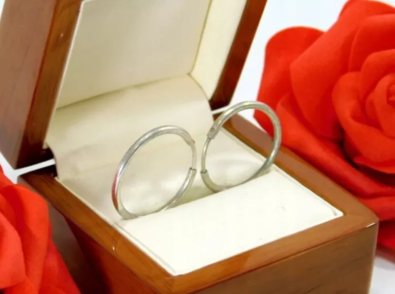 srebrne-delikatne-kolczyki-kolka-925-226g-32-cm-material-srebro