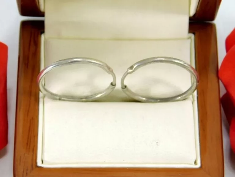 srebrne-delikatne-kolczyki-kolka-925-226g-32-cm-rodzaj-wyrob-jubilerski