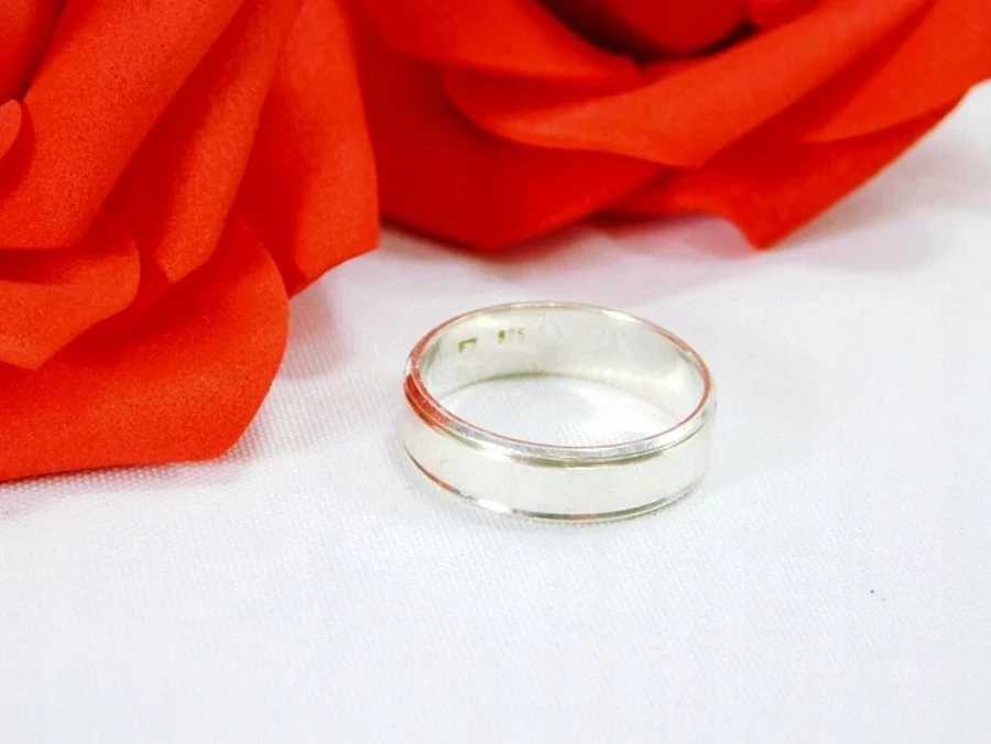 srebrna-delikatna-obraczka-291g-p925-rozmiar-14-material-srebro