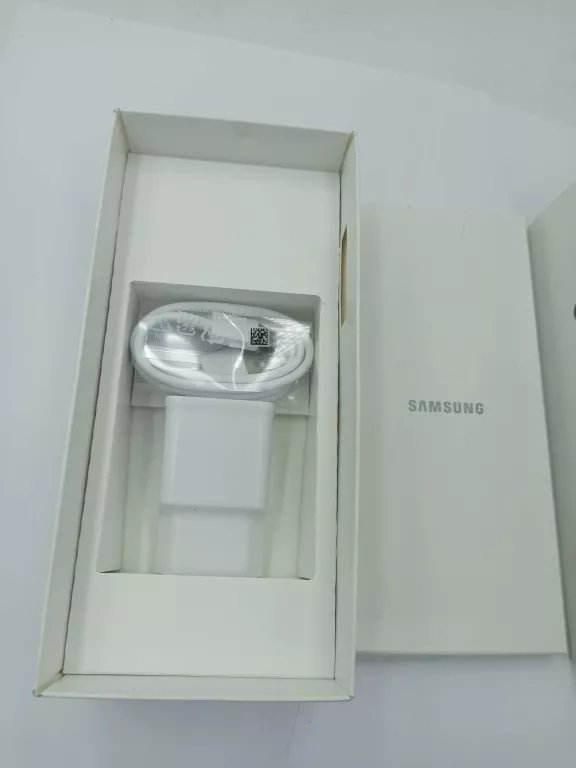 TELEFON SAMSUNG GALAXY A 22 5G KOMPLET