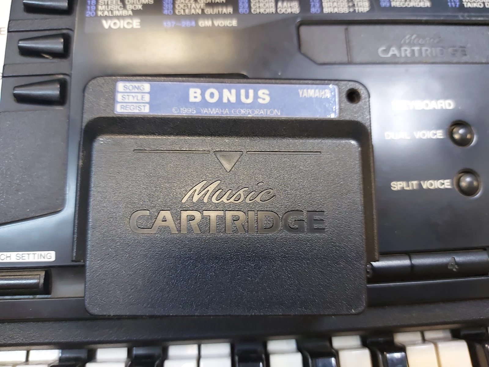 keyboard-yamaha-psr-330-marka-yamaha