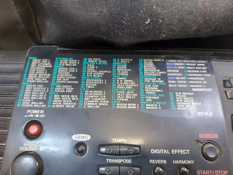 keyboard-yamaha-psr-330-product-id