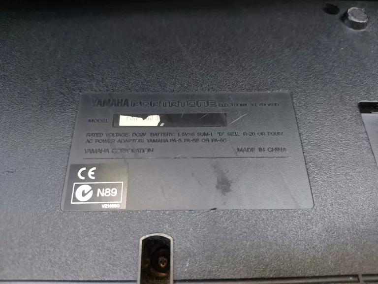 keyboard-yamaha-psr-330-product-id