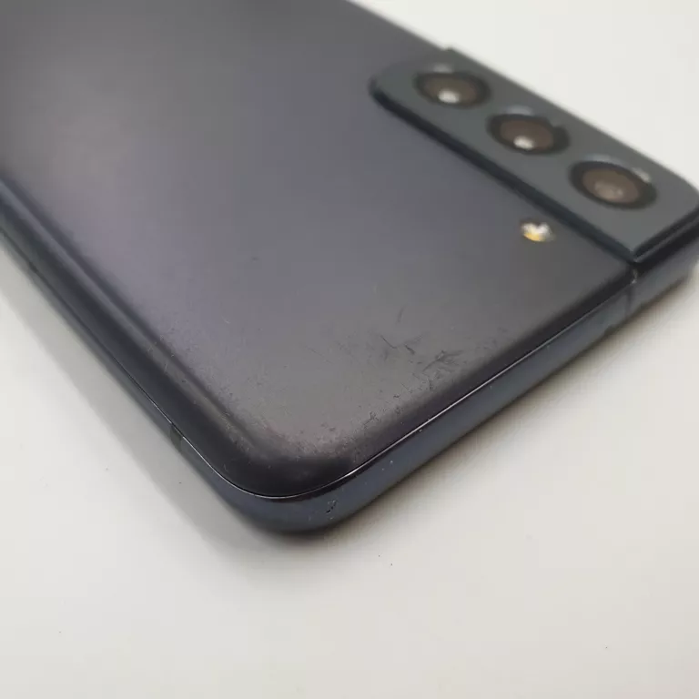 telefon-samsung-galaxy-s21-opis-typ-smartfon