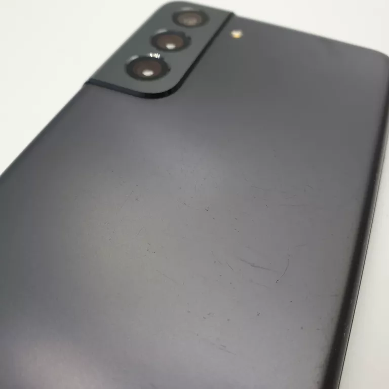 telefon-samsung-galaxy-s21-opis-kod-producenta-sm-g991bzadeue