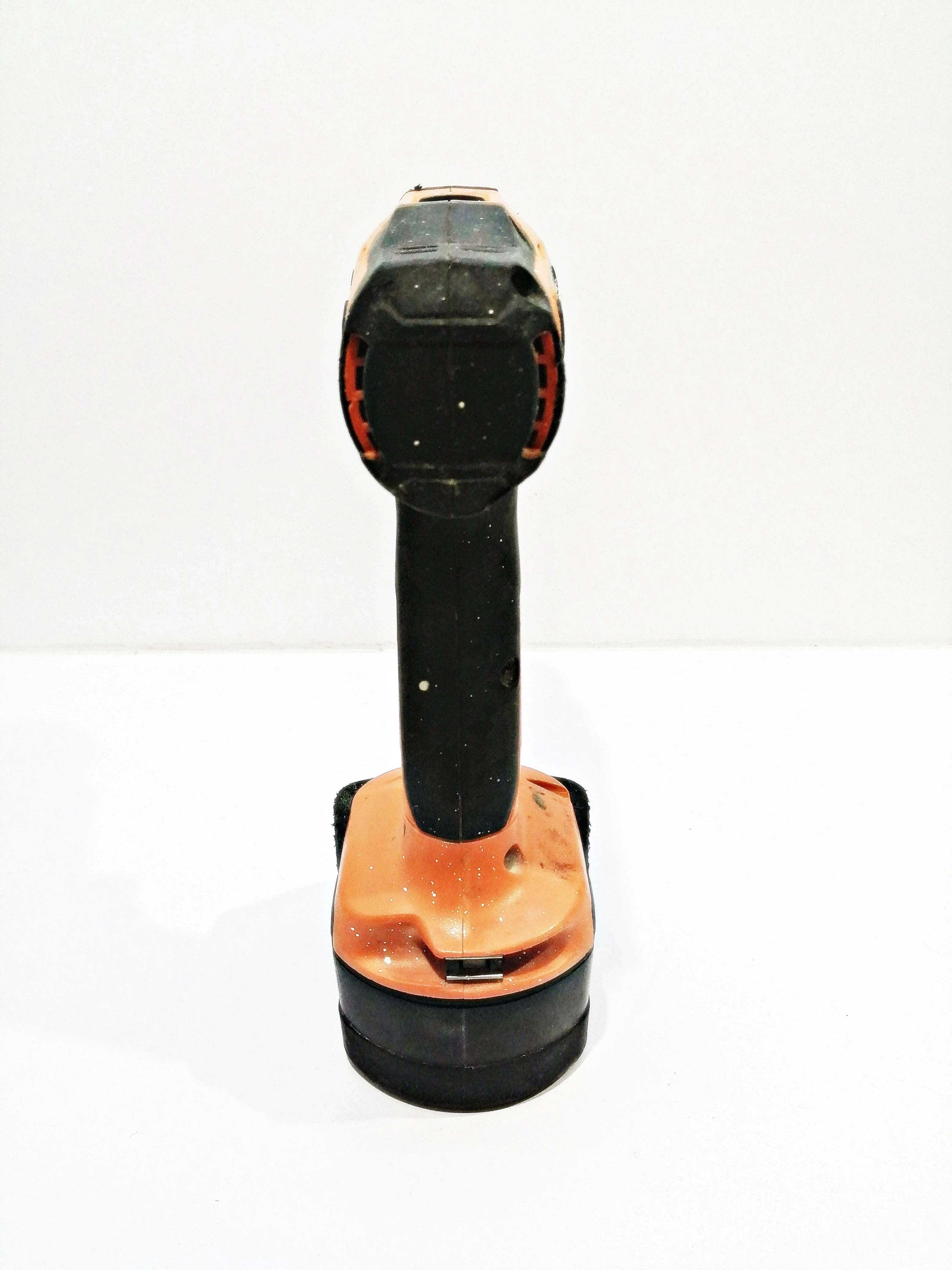 wkretarka-aeg-bs12g-walizka-ladowarka-aku-napiecie-v-12-v