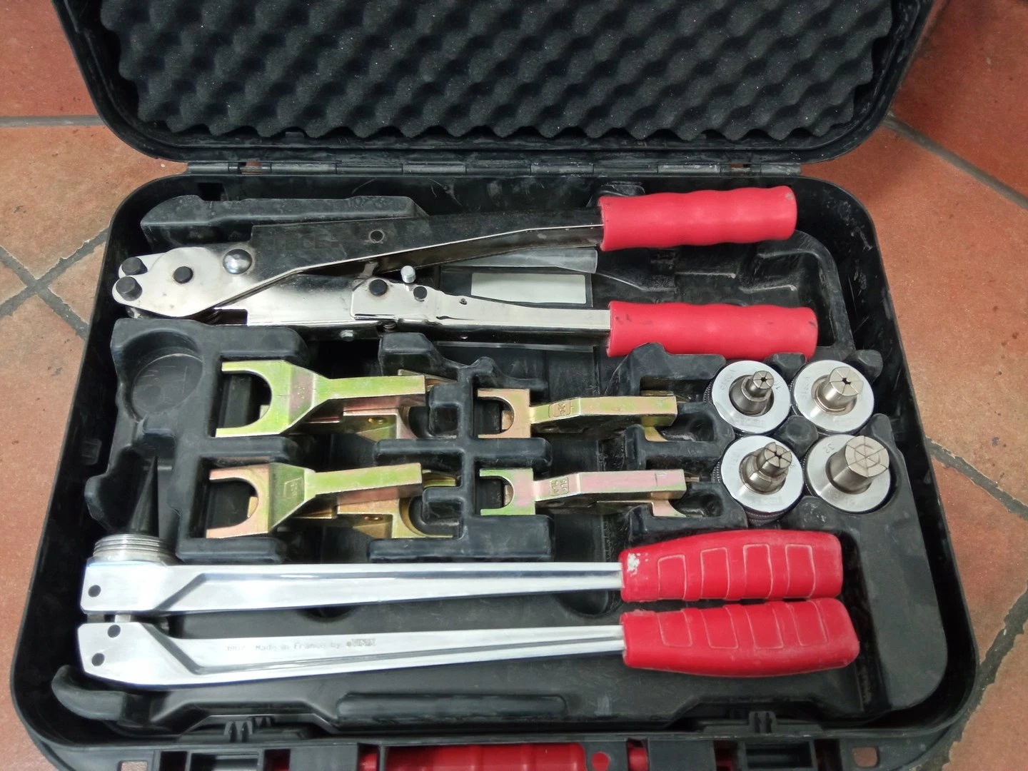 zaciskarka-do-rur-tece-niemodlinska-23-opole