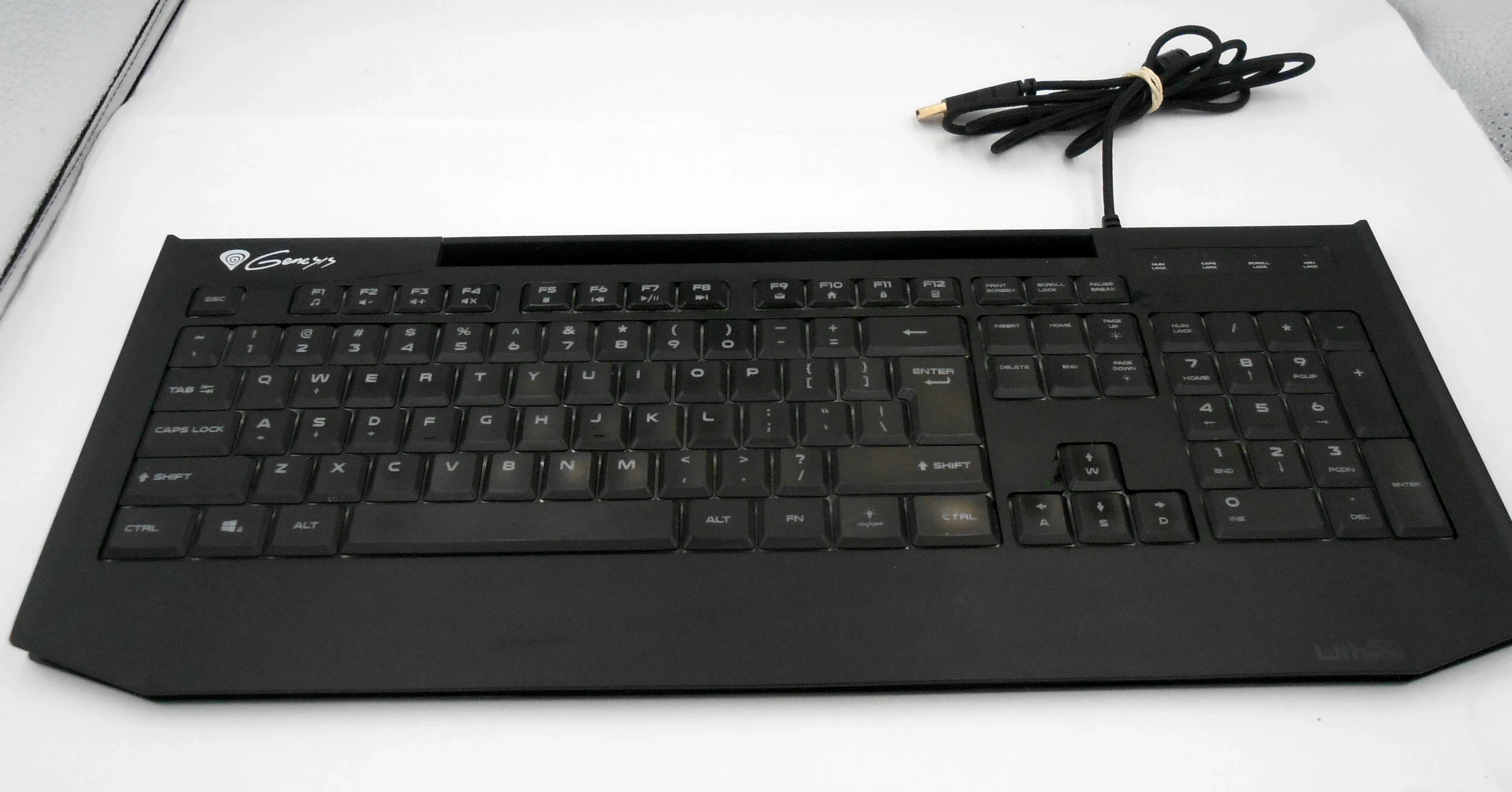 klawiatura-genesis-lith-400-rgb-czytaj-opis-pilsudskiego-46-sosnowiec